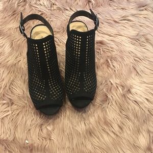 CHINESE LAUNDRY BLACK WEDGES OPEN-TOE • SIZE 6